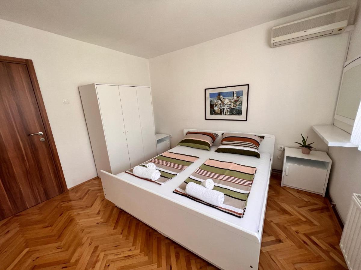 Guest House Kiwi Мостар Екстериор снимка