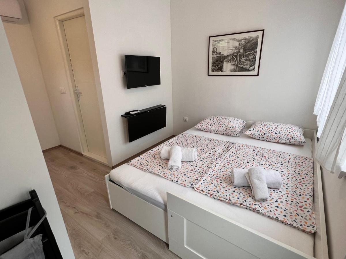 Guest House Kiwi Мостар Екстериор снимка
