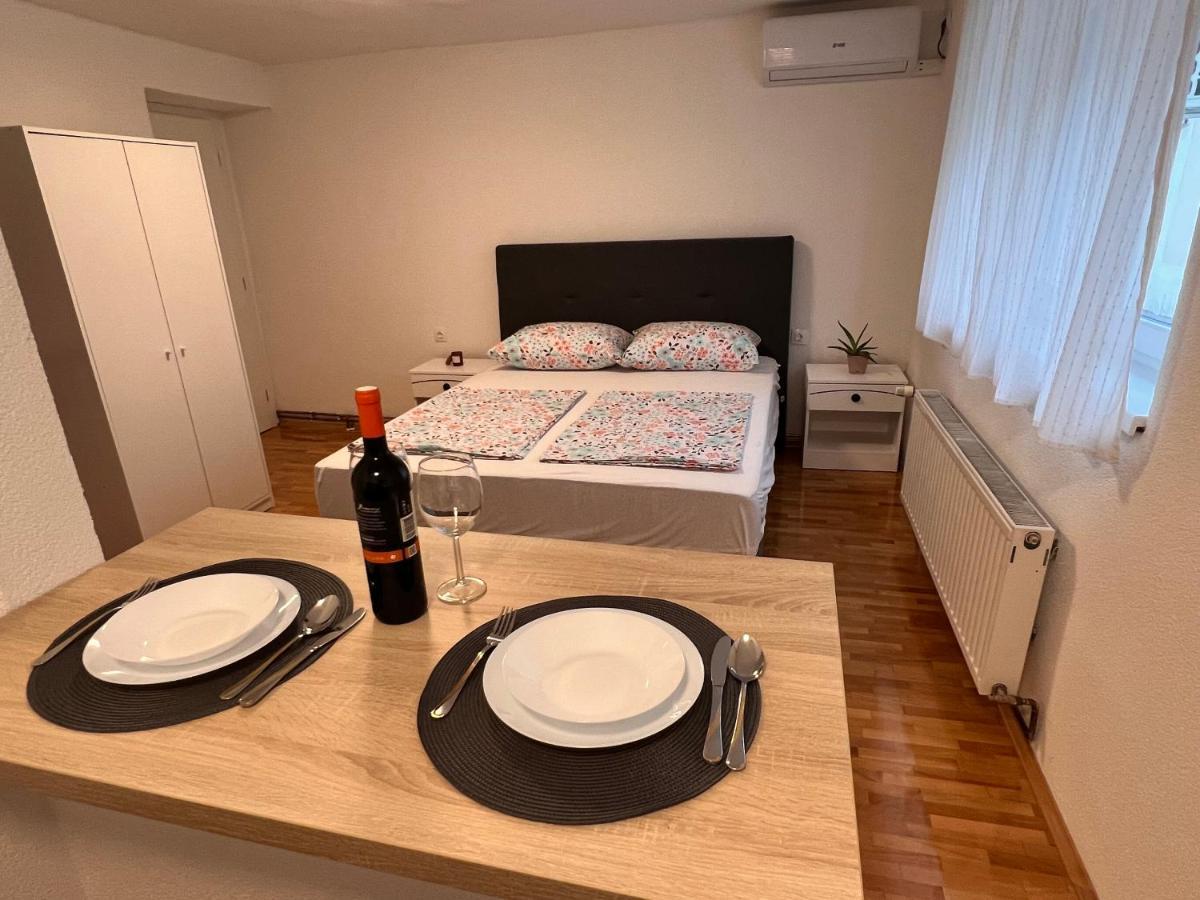 Guest House Kiwi Мостар Екстериор снимка